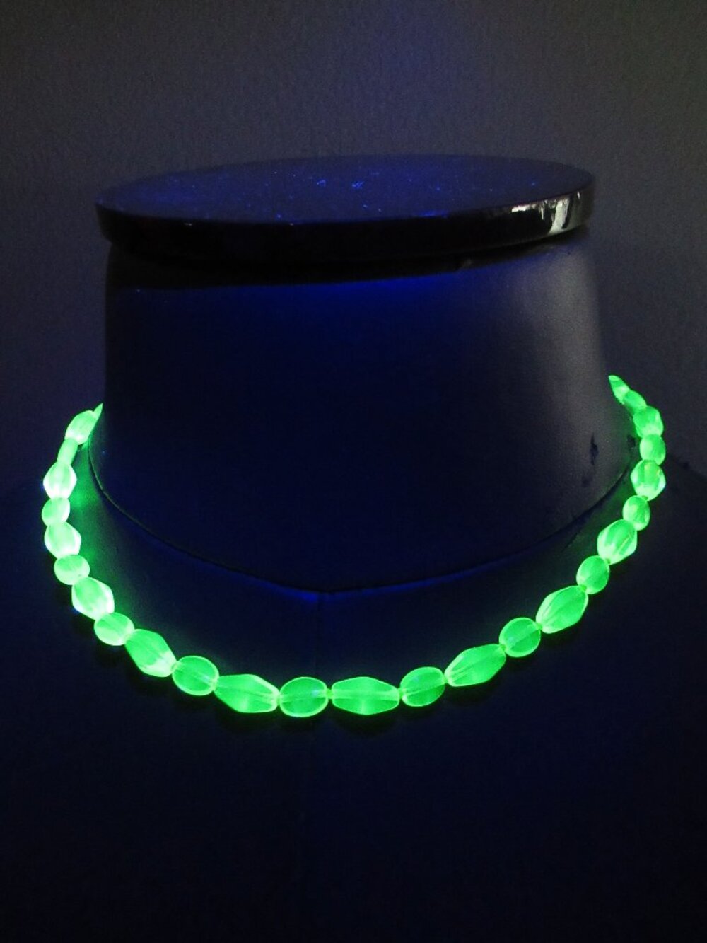 Vaseline Yellow UG bead necklace